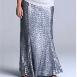 NWT! Lane Bryant sequin maxi skirt in 28W.
